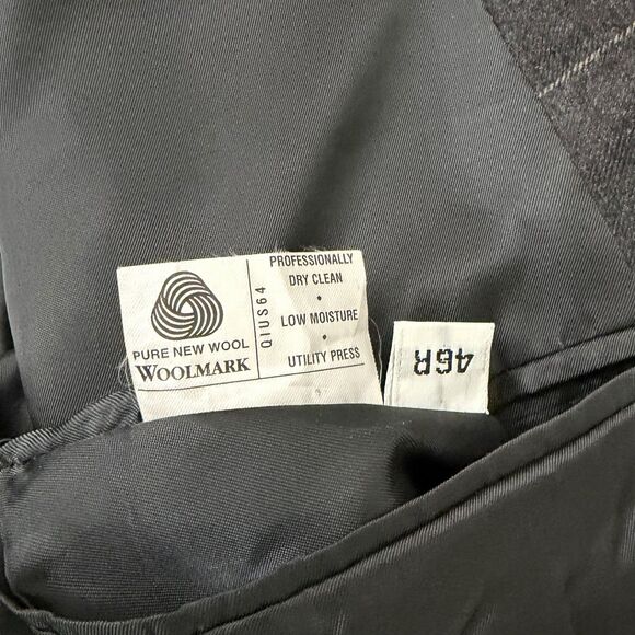 Burberry London Blazer Mens 46R Gray Plaid Windowpane Wool Sport Coat Jacket - Picture 5 of 14